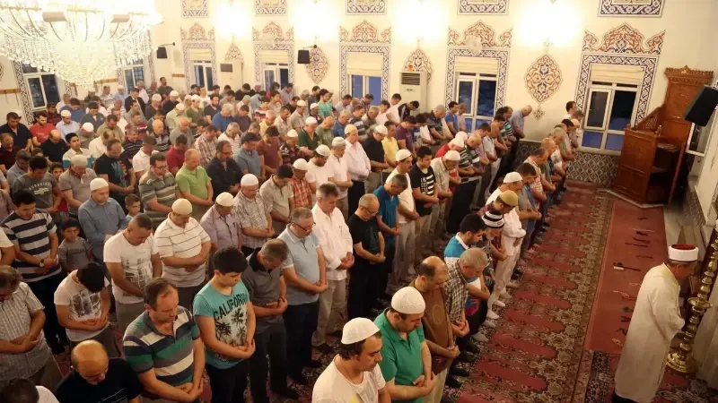 Cuma namazı vakitleri