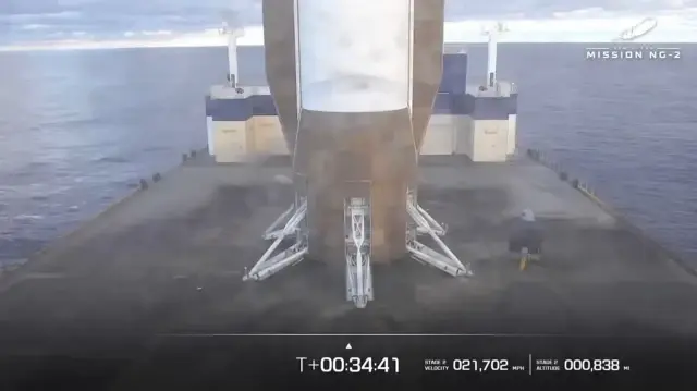 Blue Origin впервые посадила ступень ракеты New Glenn после успешного запуска NG-2.