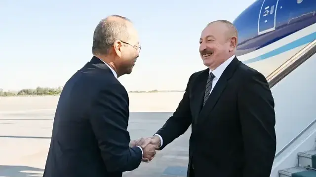Ильхам Алиев прибыл с визитом в Узбекистан