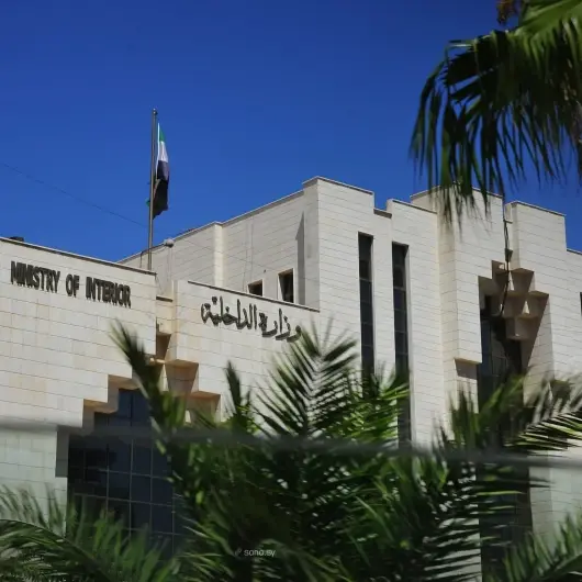 سوريا.. مقتل شخصين بإطلاق نار داخل مقهى في ريف حمص الغربي