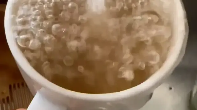 Üç gündür akan çamurlu su İstanbulluları isyan ettirdi: Şu kepazeliğe son verecek bir kişi de mi yok?