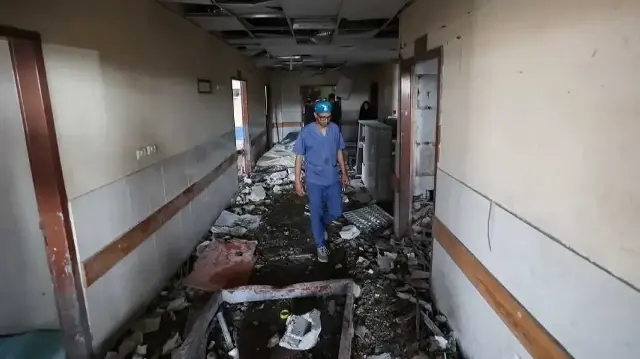 Израиль выдворил десятки палестинских пациентов из больниц Иерусалима в Газу.