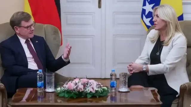 Йоханн Вадефуль и член президиума Боснии и Герцеговины Желька Цвиянович