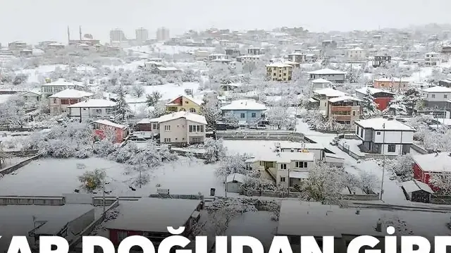 Yurtta kar nöbeti başladı! 18 bin personel 14 bin araçla görev başında