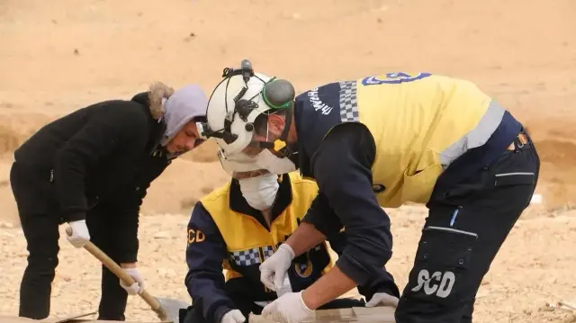 سوريا.. العثور على رفات 10 أشخاص مجهولي الهوية بريف دمشق