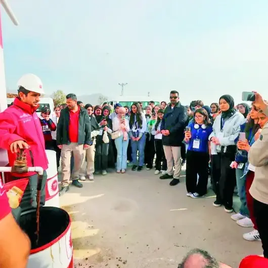 Liseliler Gabar’da: Petrol üretimini yerinde gördüler
