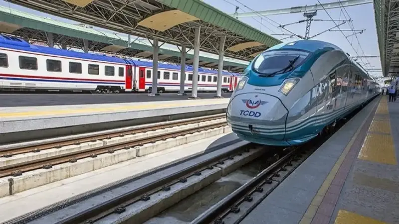 Öğretmenlere yüzde 50 indirimli tren bileti kampanyası