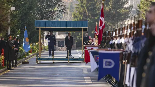 وزير الدفاع التركي يستقبل نظيره الكازاخي في أنقرة