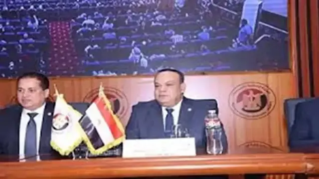 مصر.. إعادة الاقتراع في 19 دائرة بعد "مخالفات جوهرية"