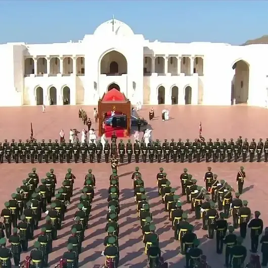 بـ21 طلقة مدفعية.. استقبال حافل لولي عهد السعودية بالبيت الأبيض