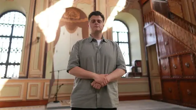 Unutulan kelimelerin izinde: İbrahim Etem Aktaş 21. yüzyılda Osmanlı Türkçesiyle yaşıyor