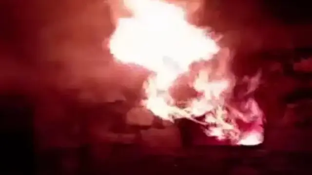 Ardahan'da alevler bir evi kullanılmaz hale getirdi