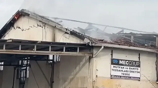 Kocaeli'de üretim tesisinde korkutan yangın