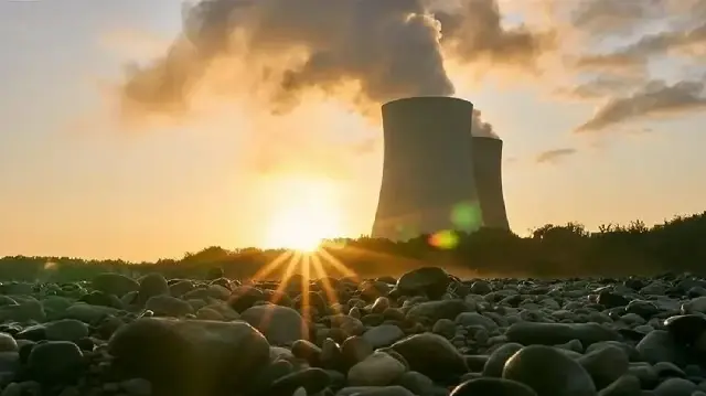 Egypt installs reactor vessel at first nuclear plant built with Russia