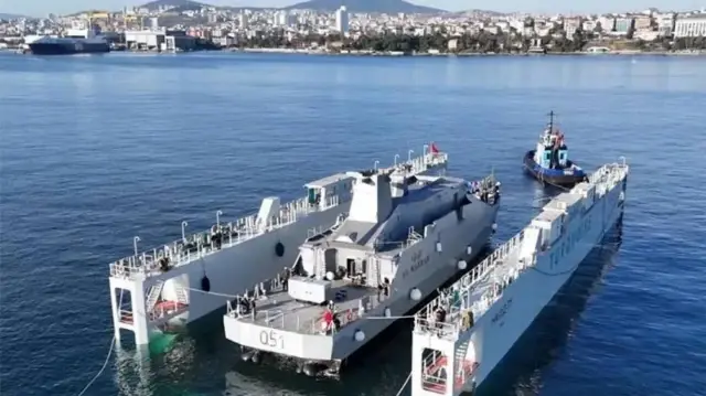 Ударный катер компании DEARSAN