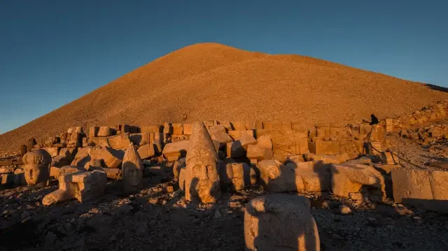 Mount nemrut's ancient wonders continue to captivate global visitors