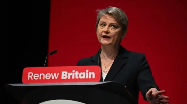 UK and Germany pledge unwavering support for Ukraine in Berlin talks