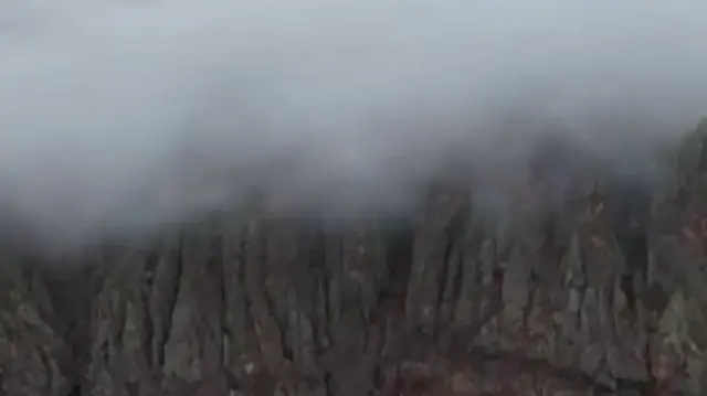 Erzincan’da Munzur Dağları sisle büyüledi: Ortaya çıkan manzara görsel şölen sundu