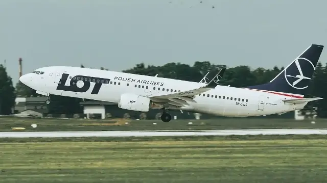 В Польше вновь открыты аэропорты, временно закрытые из-за военной авиации.