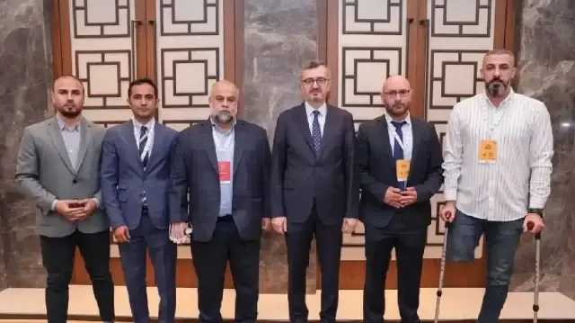 رئيس دائرة الاتصال بالرئاسة التركية يلتقي صحفيين عملوا في غزة