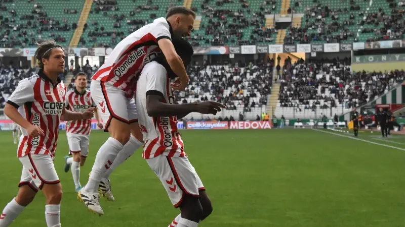 Süper Lig 11. haftasında Samsunspor deplasmanda Konyaspor 3-1 mağlup etti.