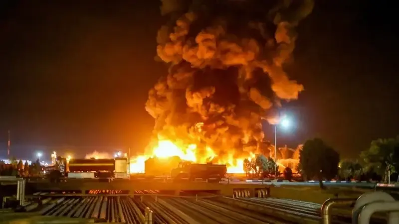 İran'da LPG dolum atölyesindeki yangında 9 kişi yaralandı.