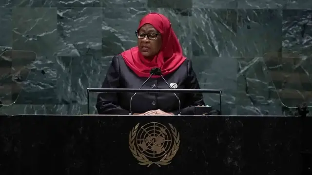 En Tanzanie, l'actuelle présidente Samia Suluhu Hassan a remporté les élections avec environ 98 % des voix.