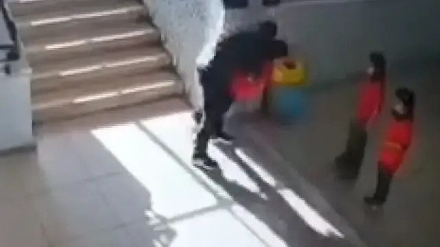 Mardin'de boğazına yemek kaçan öğrenciyi müdür yardımcısı Heimlich manevrasıyla kurtardı