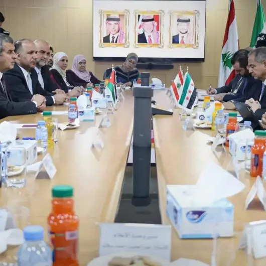 عمّان.. مباحثات سورية أردنية لبنانية لتعزيز التعاون في الطاقة