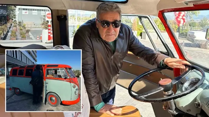 Türkiye'nin tek 'Samba'sı: Dünyada çok nadir bulunan araca 40 yıldır gözü gibi bakıyor 