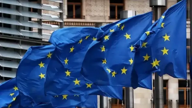 الاتحاد الأوروبي يدعو واشنطن إلى عدم تأجيل العقوبات على روسيا