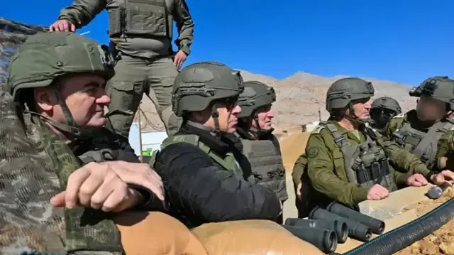 نتنياهو يبرر سبب زيارته للمنطقة العازلة على الحدود السورية