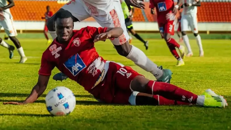 Fenerbahçe'nin genç yıldızı için şaşırtan haber! Ülkesini endişelendirdi