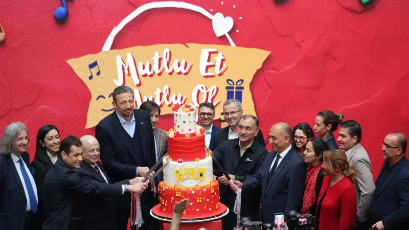 Mutluluk zinciri tüm dünyayı sardı: Yıldız Holding “Mutlu Et Mutlu Ol Günü”nü coşkuyla kutlandı