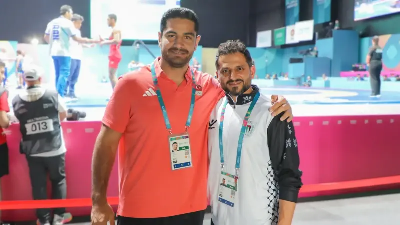 Filistin Güreş Milli Takımı Antrenörü Riad Hassan ve Türkiye Güreş Federasyonu Başkanı Taha Akgül