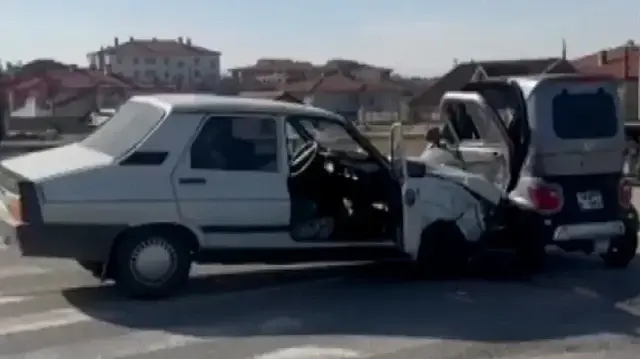 Çorum'da otomobil ile elektrikli araç çarpıştı