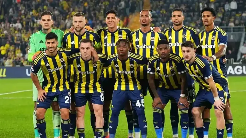 Fenerbahçe Rize'ye 4 eksikle gitti: Yıldız isimler kafilede yer almadı