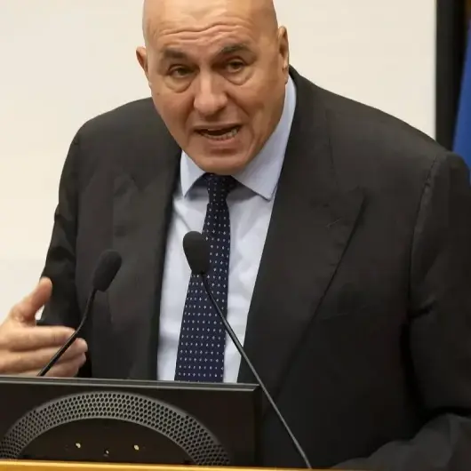 إيطاليا: خطة واشنطن لإنهاء الحرب شديدة القسوة بالنسبة لأوكرانيا