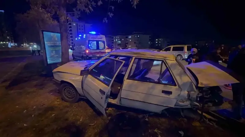 Yaralıların sağlık durumlarının iyi olduğu öğrenilirken, kazayla ilgili inceleme başlatıldı.