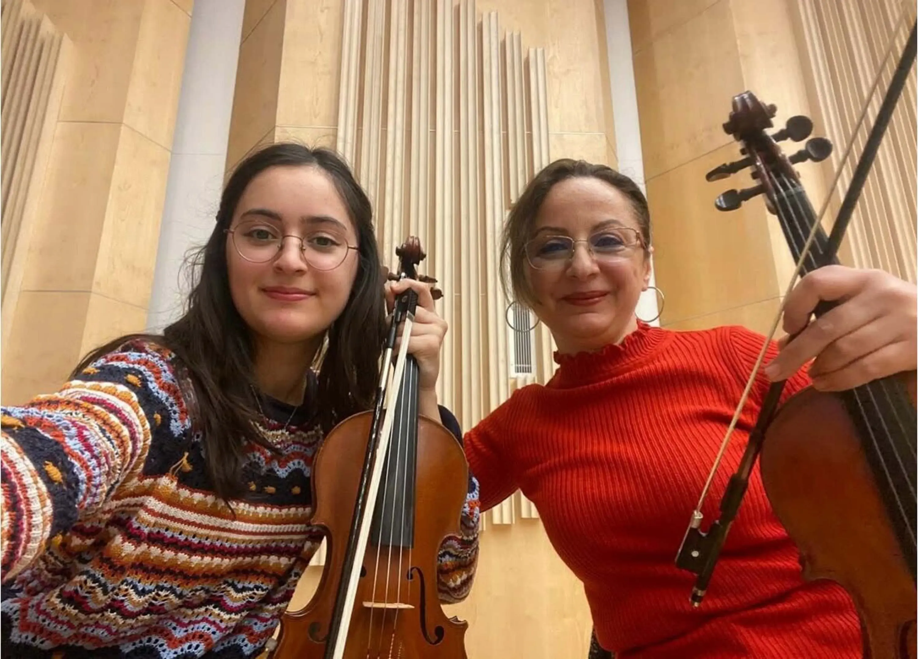 Kazada ölen keman sanatçısı Laçin'in ailesi kızlarının hatırasını yaşatmak için vakıf kuracak