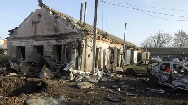 Russia and Ukraine trade drone strike claims during Geneva peace talks