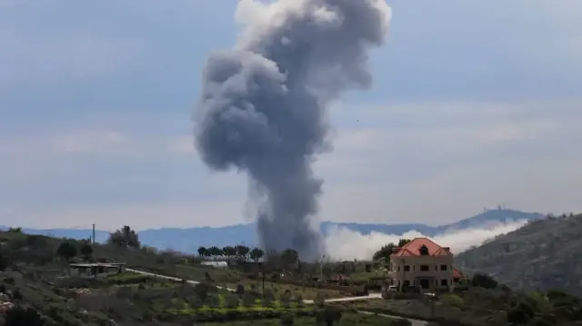 قصف إسرائيلي يستهدف سيارة في "عيتا الشعب" جنوبي لبنان