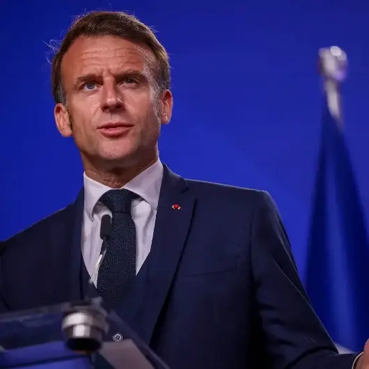 ماكرون يدعو لتثبيت وقف إطلاق النار في غزة