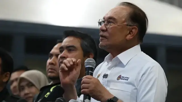  Anwar Ibrahim warns G20 of AI's rapid impact on labor markets