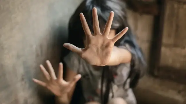 تحرش بقاصرين في المرحلة التمهيدية يشعل الغضب بمصر
