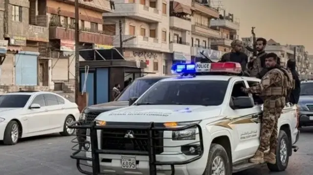 سوريا.. تمديد حظر التجوال في أحياء بحمص حتى مساء الاثنين