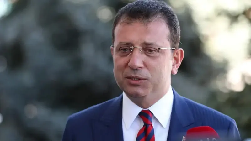 Ekrem İmamoğlu.