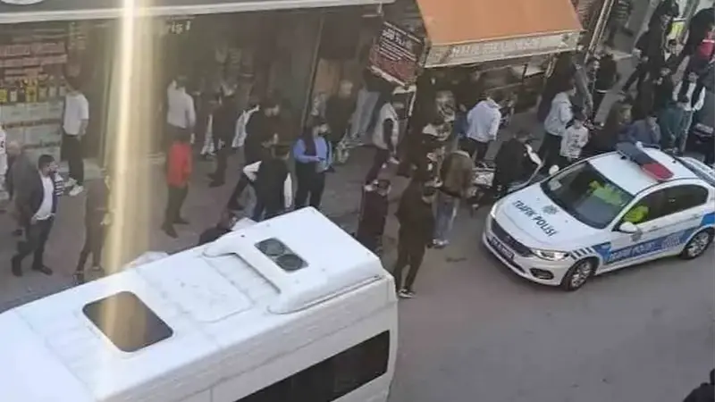 Polis, olayla ilgili inceleme başlattı.