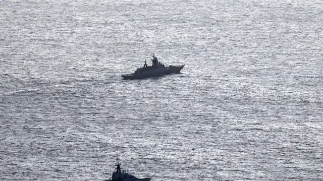 Российский корвет и танкер