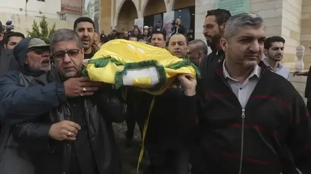 "حزب الله" ينعى 4 من عناصره قتلوا بالغارة الإسرائيلية على بيروت